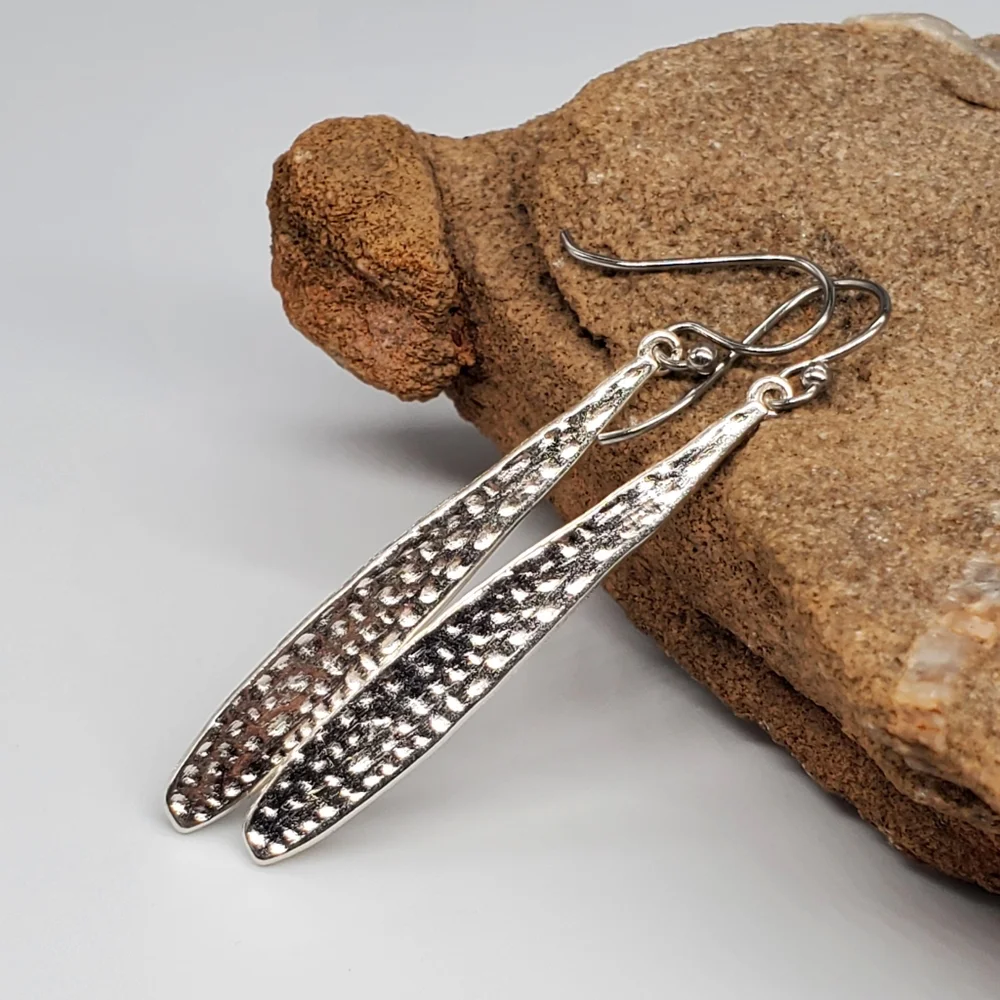 Free People jewelry Silver 925 Dangling Earrings Teardropvery light